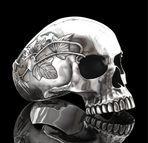 Ivy and Aces skull ring